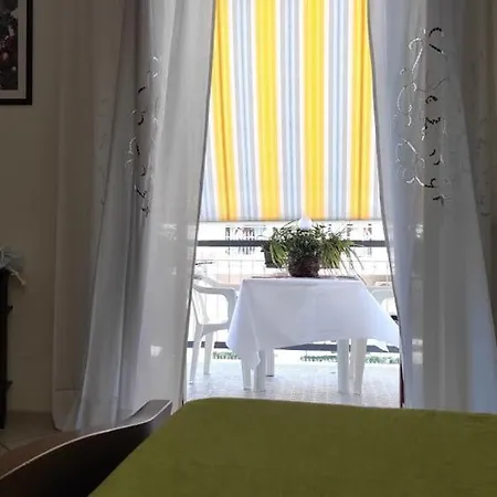 Casa Ippolito Stabiae Coast ベッド・アンド・ブレックファスト 3*